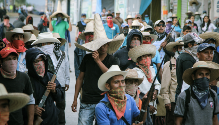 asaltan-a-periodistas-de-caravana-marichuy-por-fotografiar-a-grupo-armado