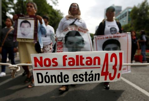 familiares-normalistas-Ayotzinapa-desaparecidos-Iguala_MILIMA20170626_0354_11