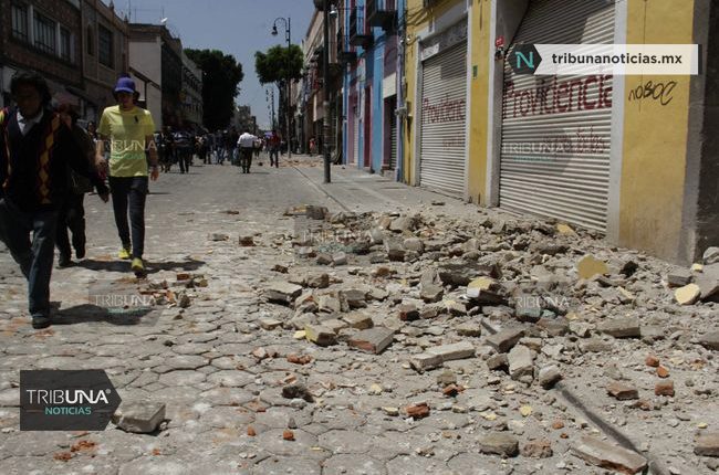 la-pgr-abre-investigacion-contra-30-maestros-por-ataques-a-las-vias-de-comunicacion-en-michoacan